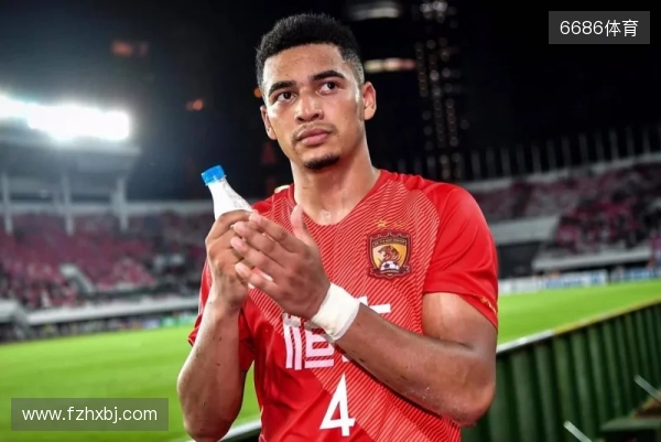 费迪南德谈双红会：库尼亚表现惊艳；姆伯莫让防守球员紧张