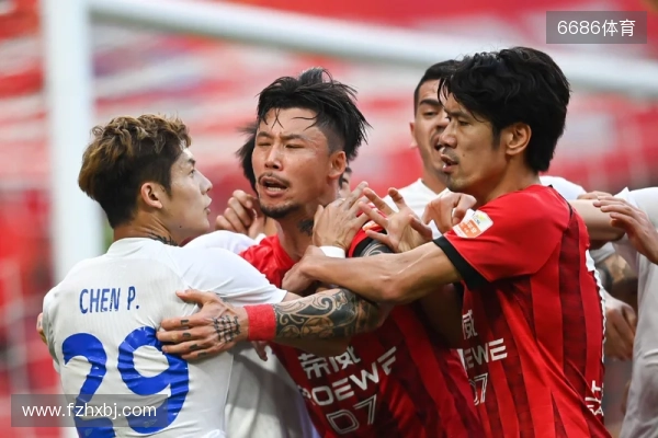 沪媒：海港客战泰山确实困难不小，足协裁判安排或引起一些争议