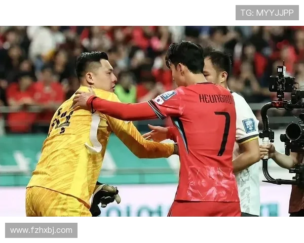 关于国足个个满面春风图片的信息sports